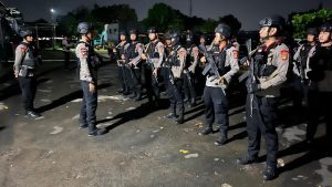 Respon Cepat Brimob Polda Lampung Bantu Amankan Pelaku Curat Di Natar